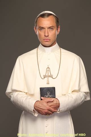 The young pope staffel 01 kostenlos  脚本・監督は パオロ・ソレンティーノ 。